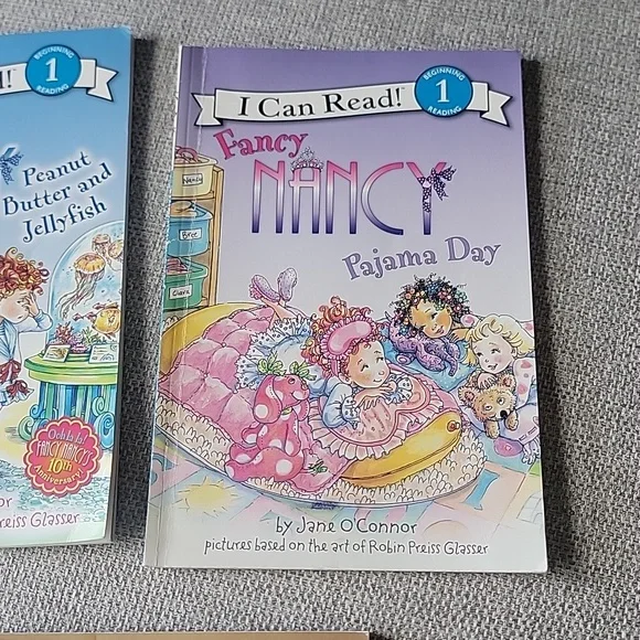 I Can Read! 3 Book Set Fancy Nancy - Picture 4 of 6